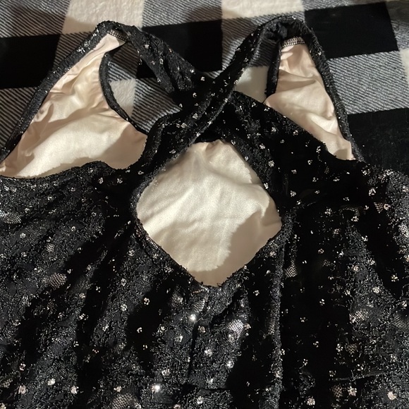 Adult large sequins dance costume size 10 - Picture 4 of 4